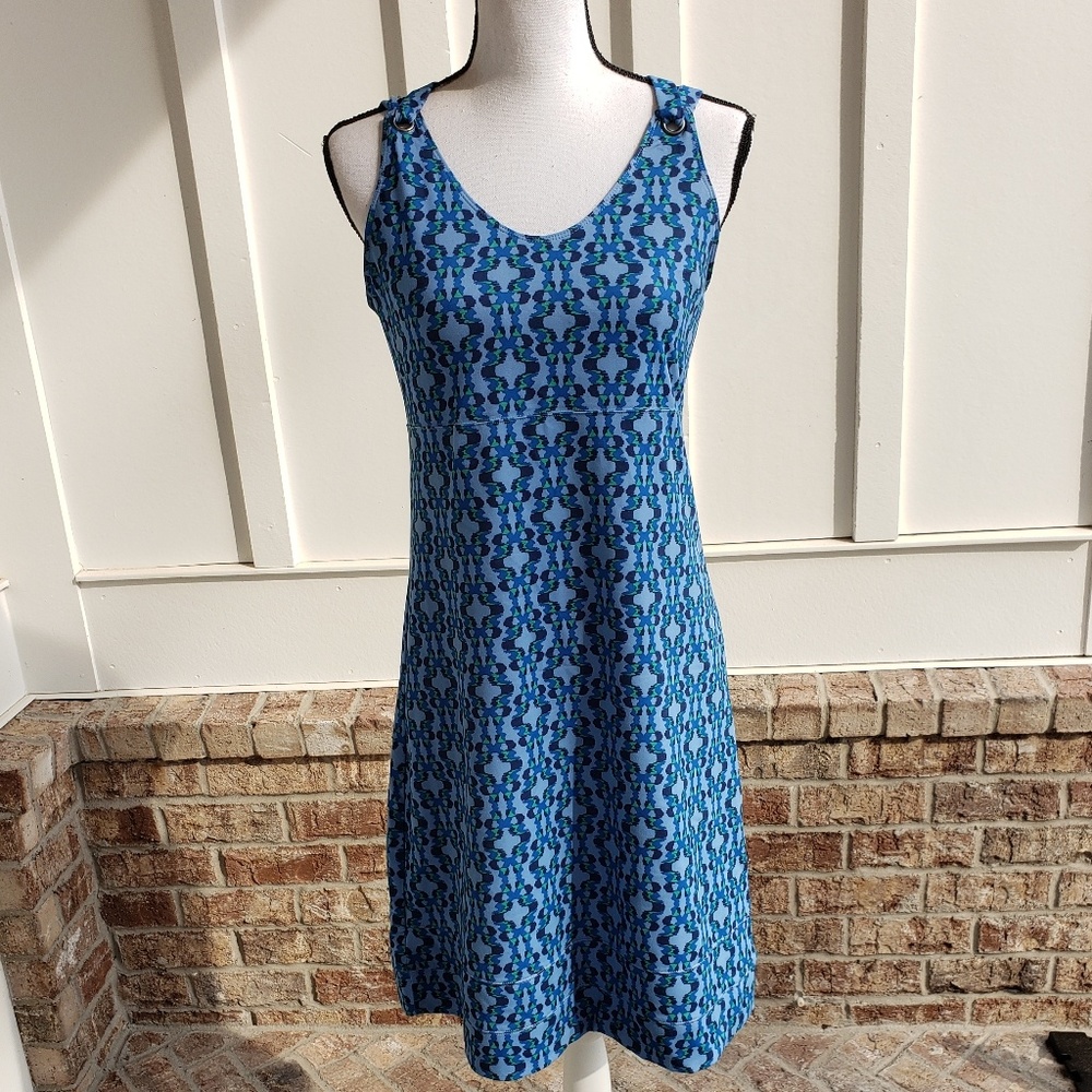 Merrell opti-wick athletic dress with built in bra